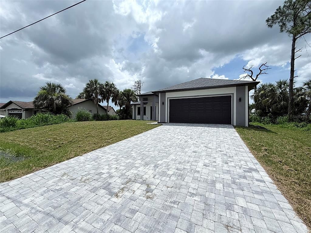 1177 Petronia St North Port, FL 34286 - Thumbnail 3