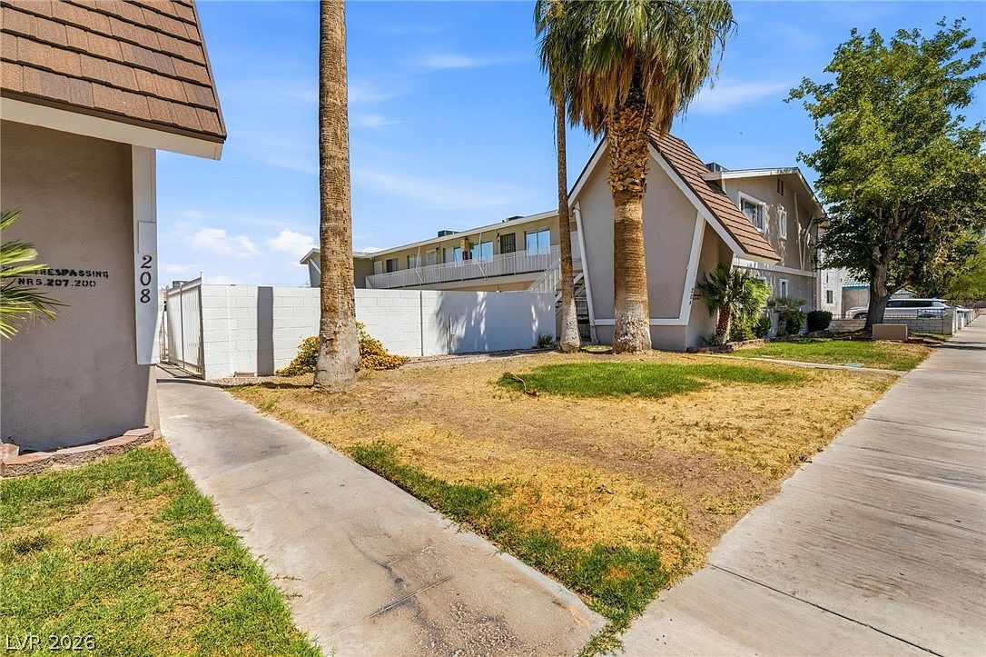 208 Orland St APT 10 Las Vegas, NV 89107 - Thumbnail 3