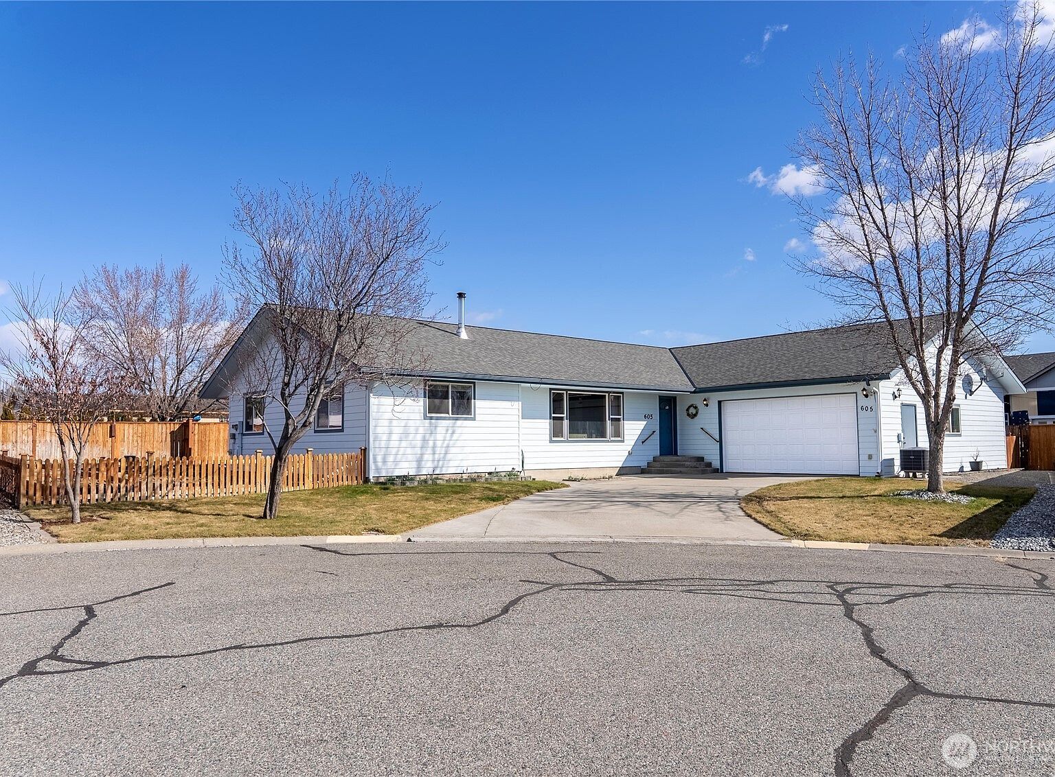 605 Pinyon Pl Omak, WA 98841 - Thumbnail 3