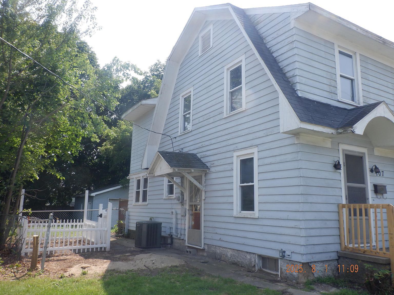 107 N Lakeview Ave Sturgis, MI 49091 - Thumbnail 3