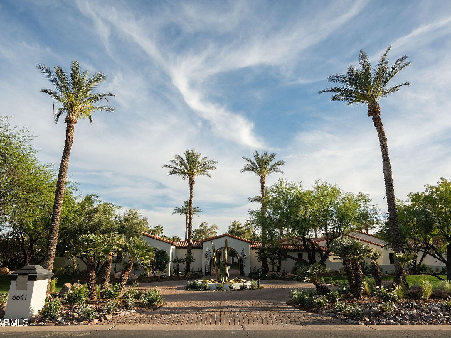 6641 E Meadowlark Ln Paradise Valley, AZ 85253 - Thumbnail 3