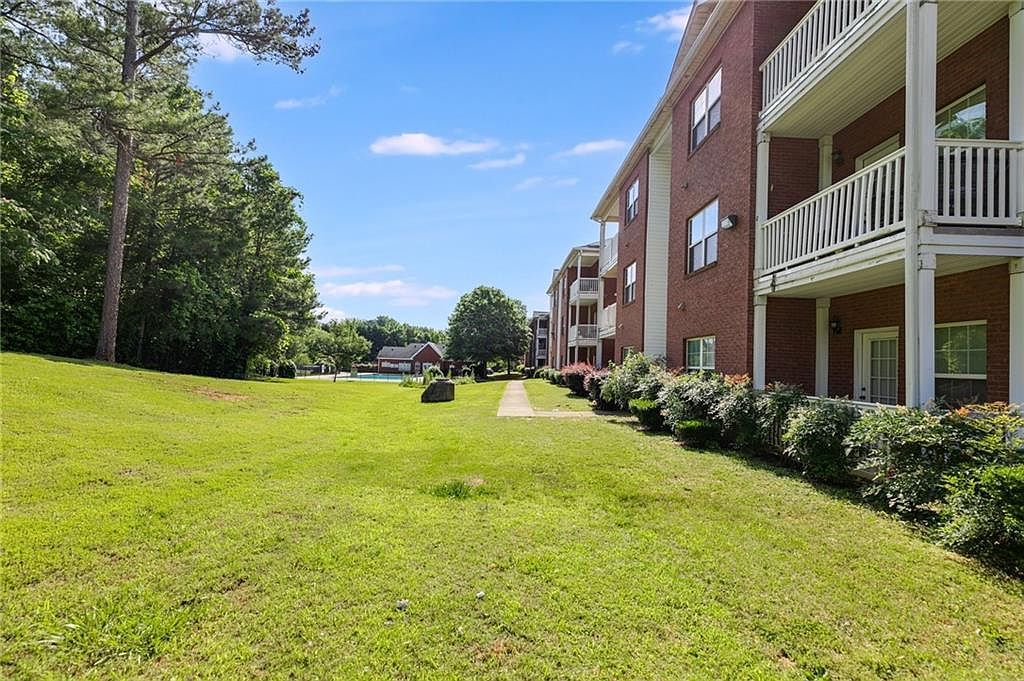 7712 Autry Cir APT 701 Douglasville, GA 30134 - Thumbnail 3