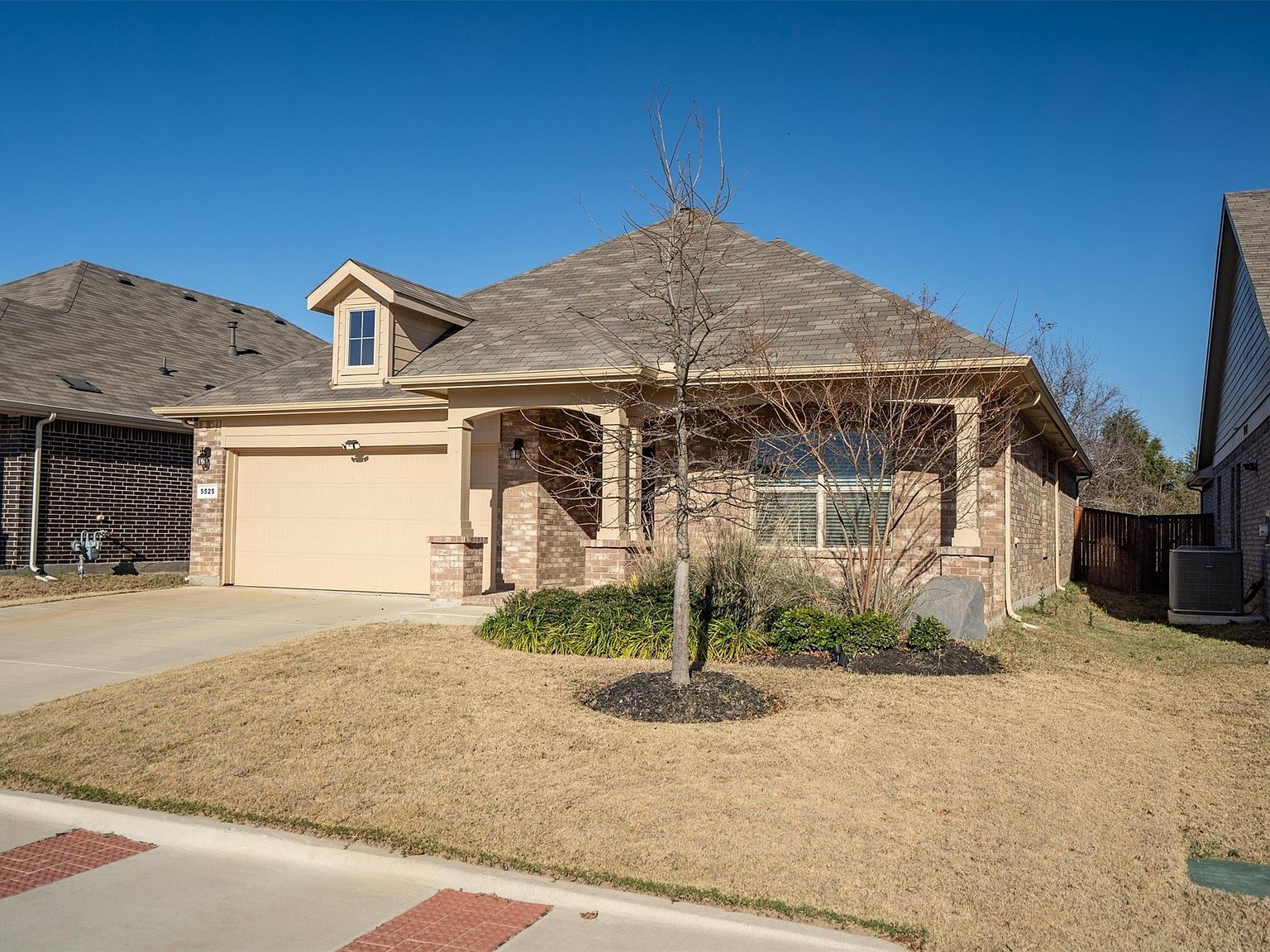 5525 Round Hill Rd Denton, TX 76210 - Thumbnail 3