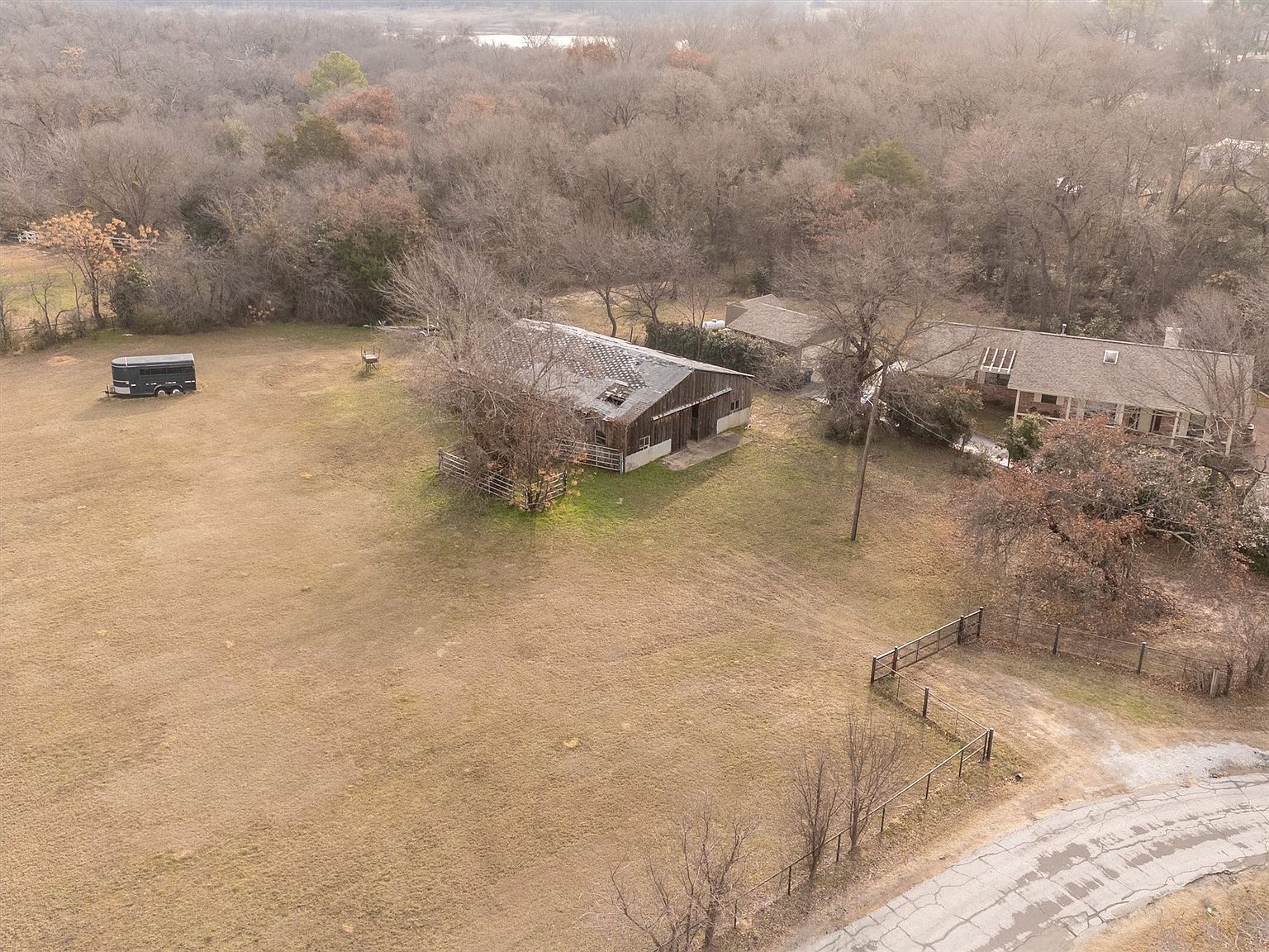 Meadow Ln Flower Mound, TX 75022 - Thumbnail 3