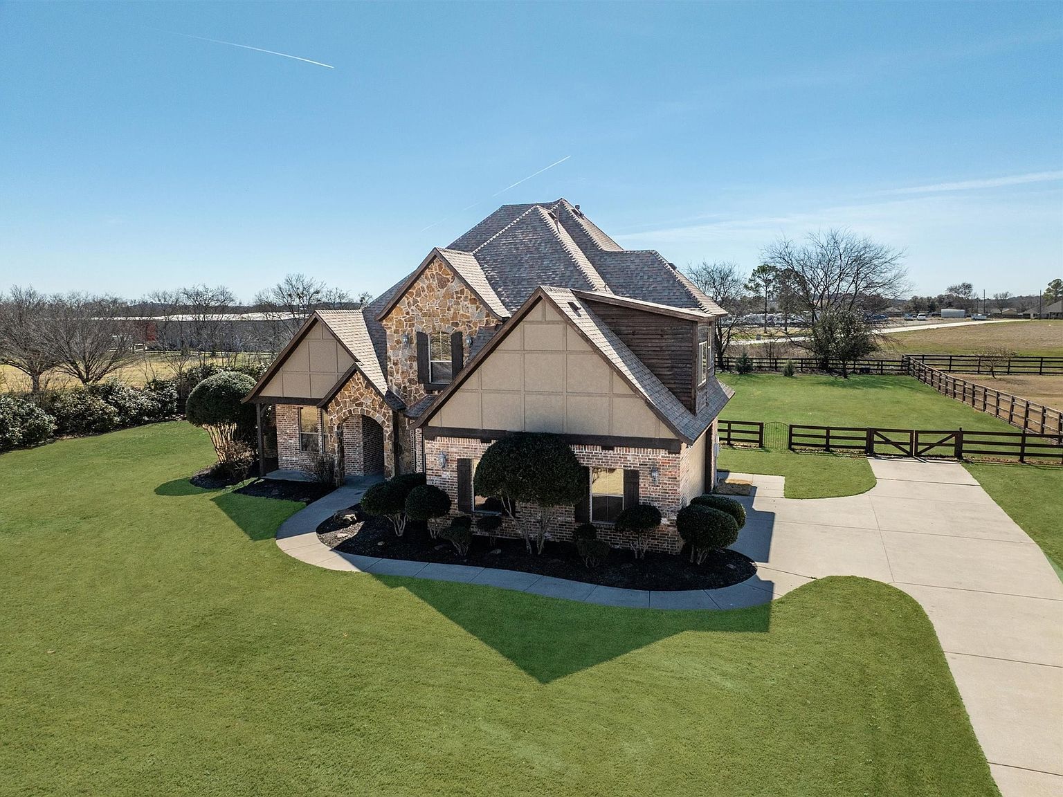 2705 Kerry Ct Argyle, TX 76226 - Thumbnail 3