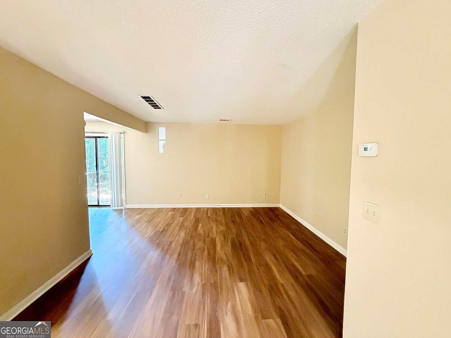 4030 Hawthorne Cir SE Smyrna, GA 30080 - Thumbnail 3
