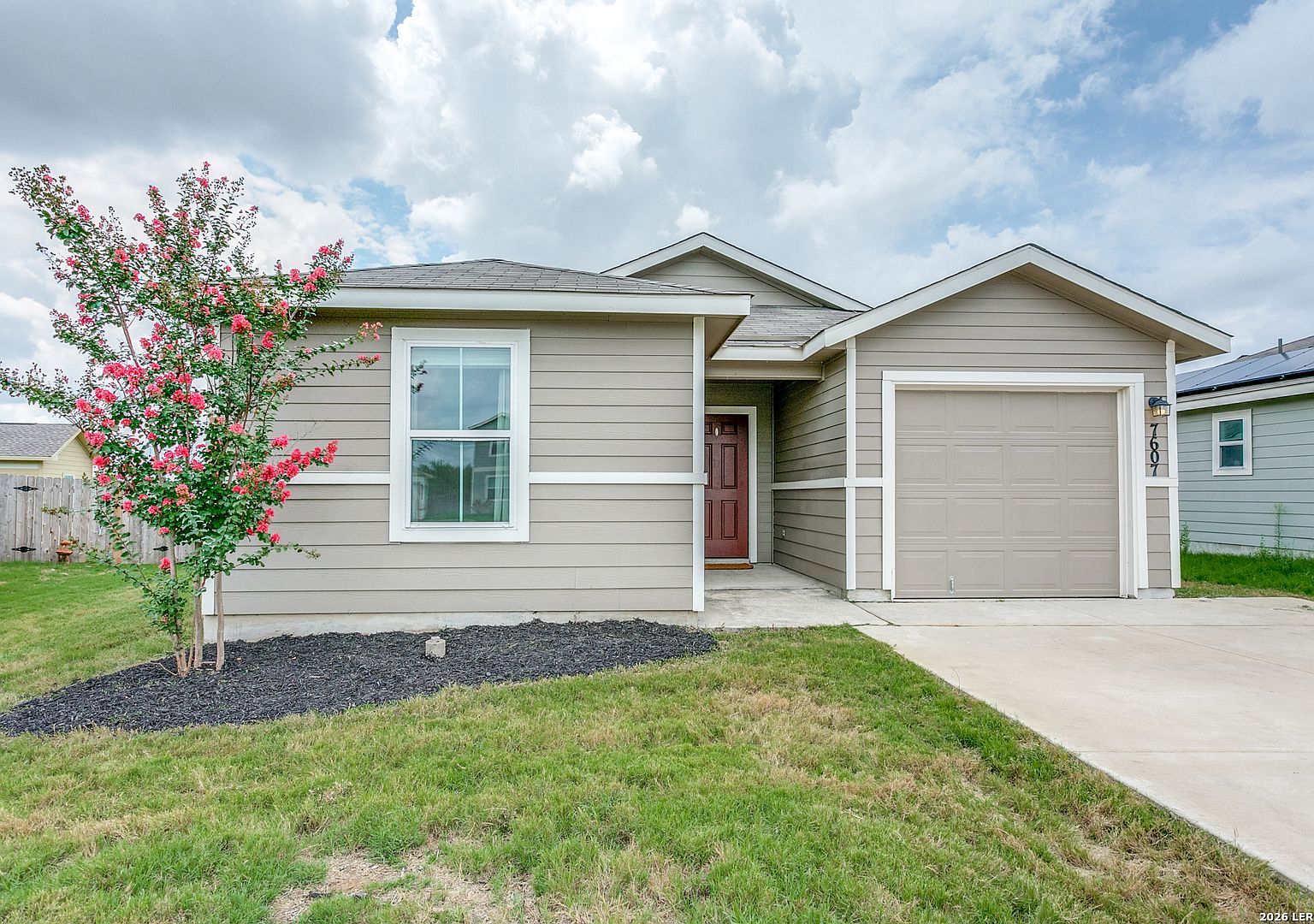 7607 Powder Gorge Converse, TX 78109 - Thumbnail 3