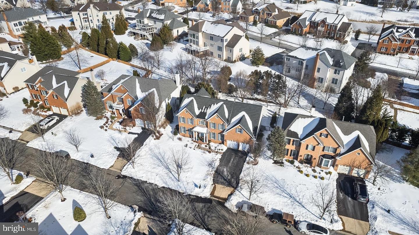 5029 Warwick Hills Ct Haymarket, VA 20169 - Thumbnail 3