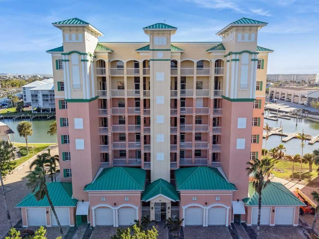 170 Lenell Rd APT 403 Fort Myers Beach, FL 33931 - Thumbnail 3