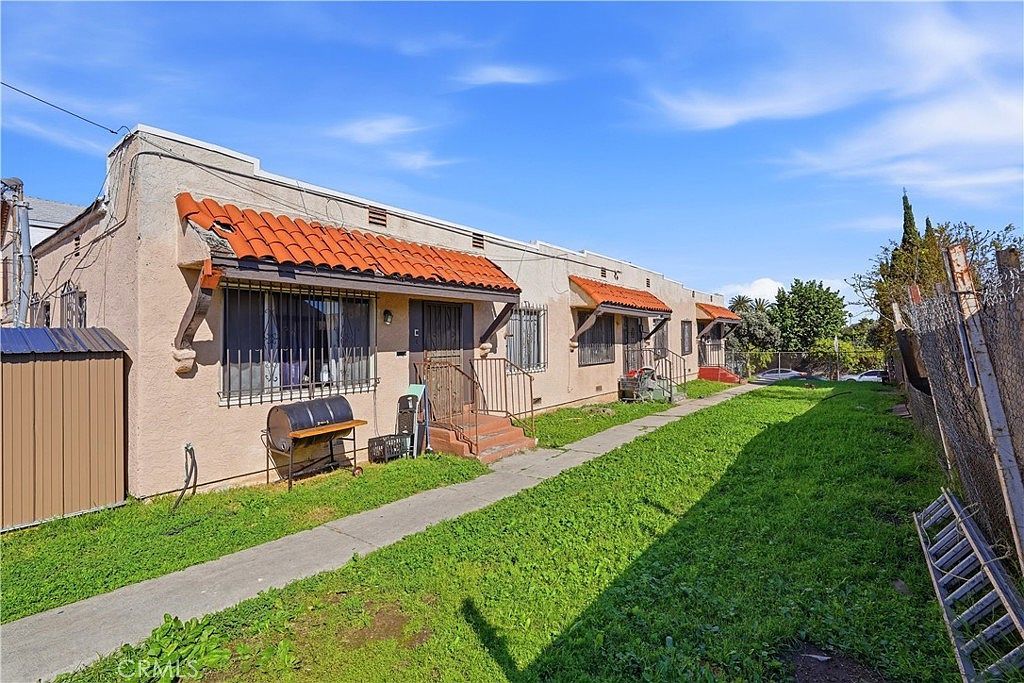 11143 Van Buren Ave Los Angeles, CA 90044 - Thumbnail 3