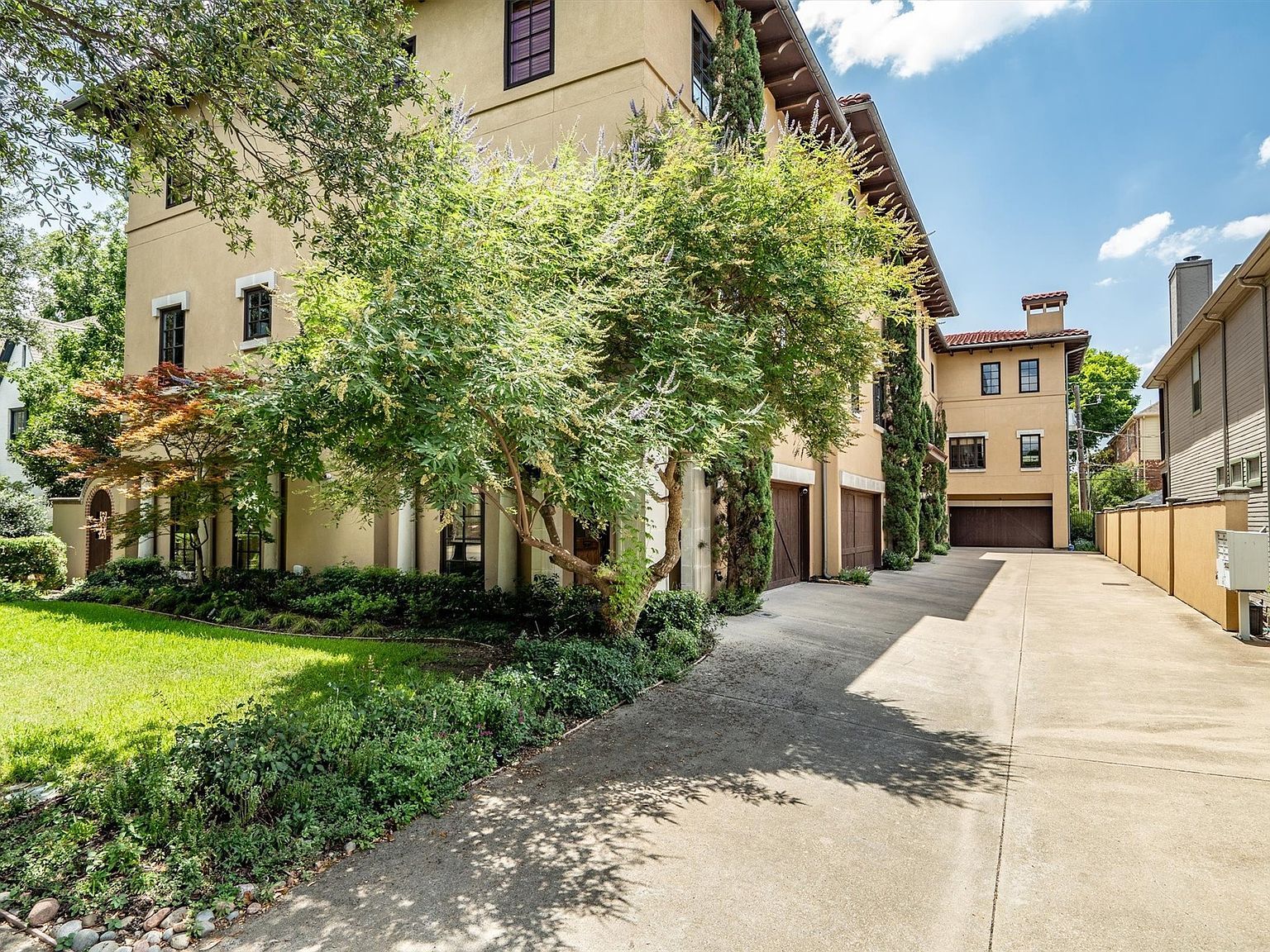 4323 Gilbert Ave #4 Dallas, TX 75219 - Thumbnail 3