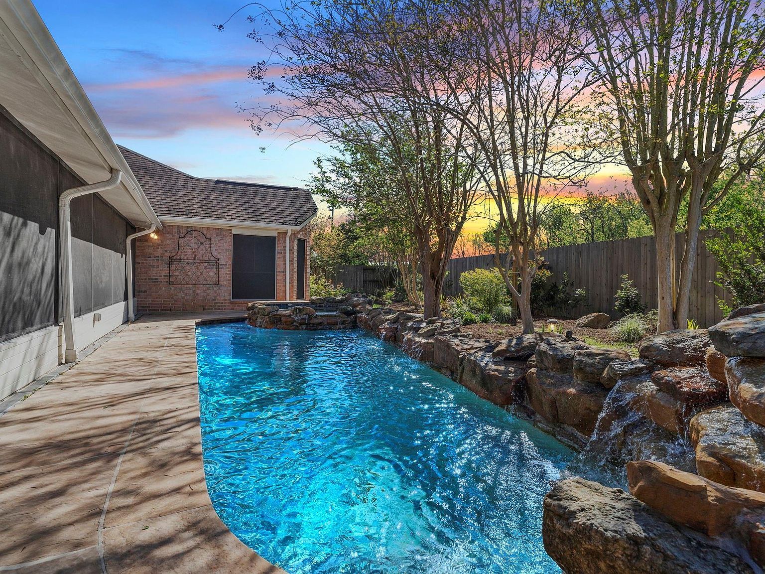 2038 Crisfield Dr Sugar Land, TX 77479 - Thumbnail 3