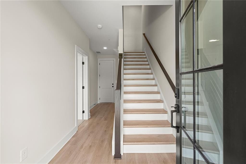 439 Mezzo Ln #88 Alpharetta, GA 30009 - Thumbnail 3