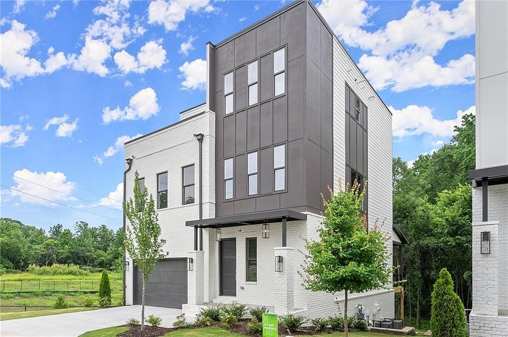 1420 Coretta Bnd Atlanta, GA 30318 - Thumbnail 3