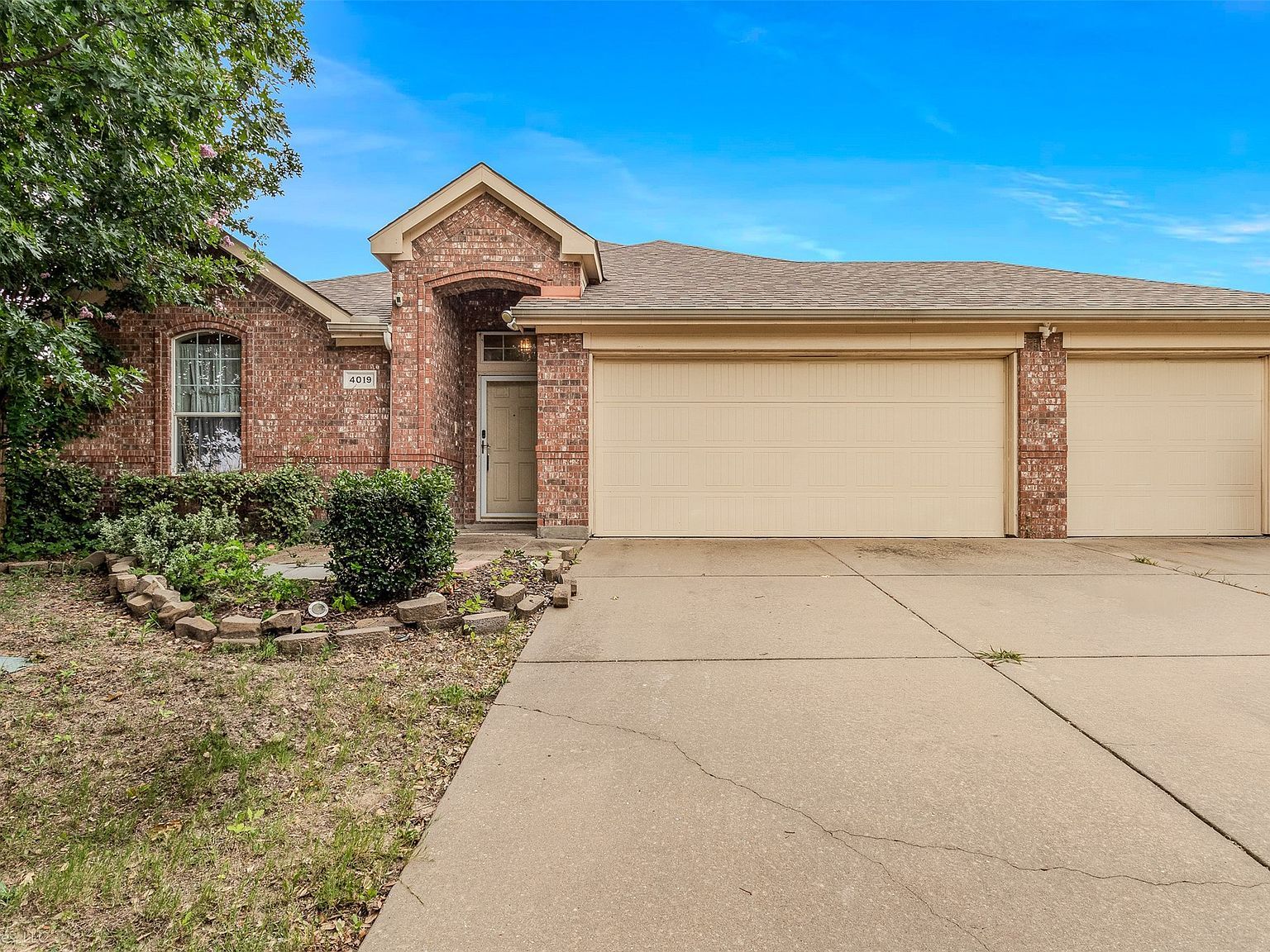 4019 Heavenly Way Heartland, TX 75126 - Thumbnail 3