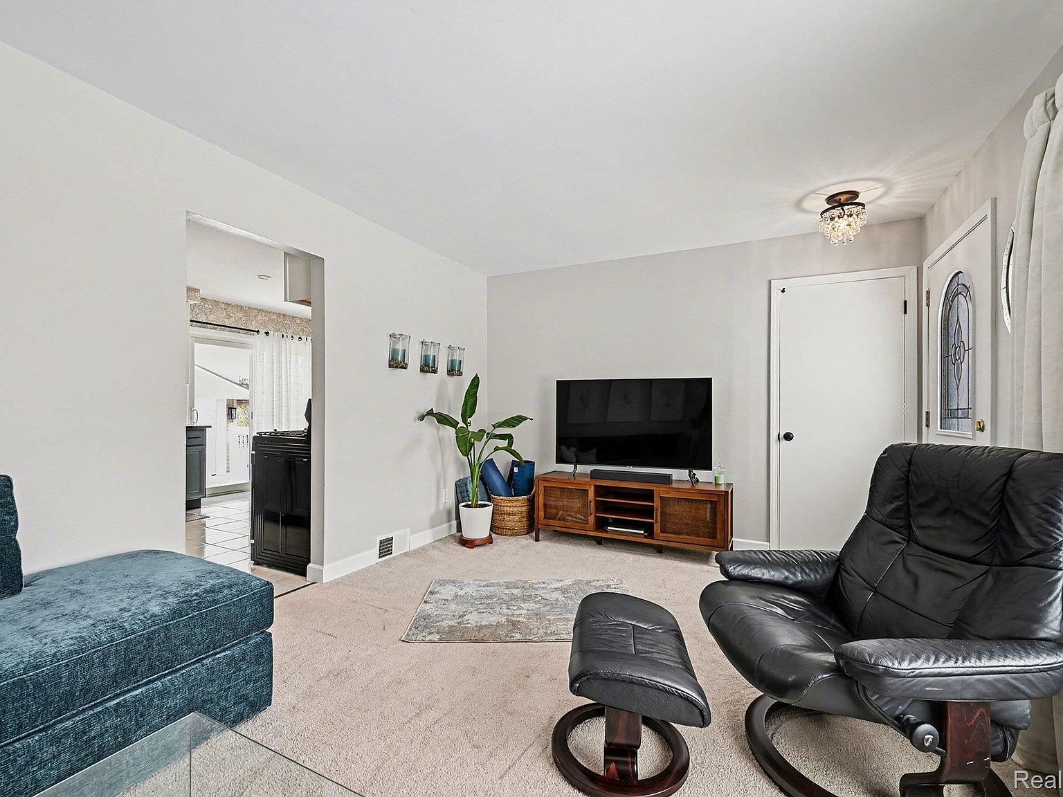 33422 Florence St Garden City, MI 48135 - Thumbnail 3