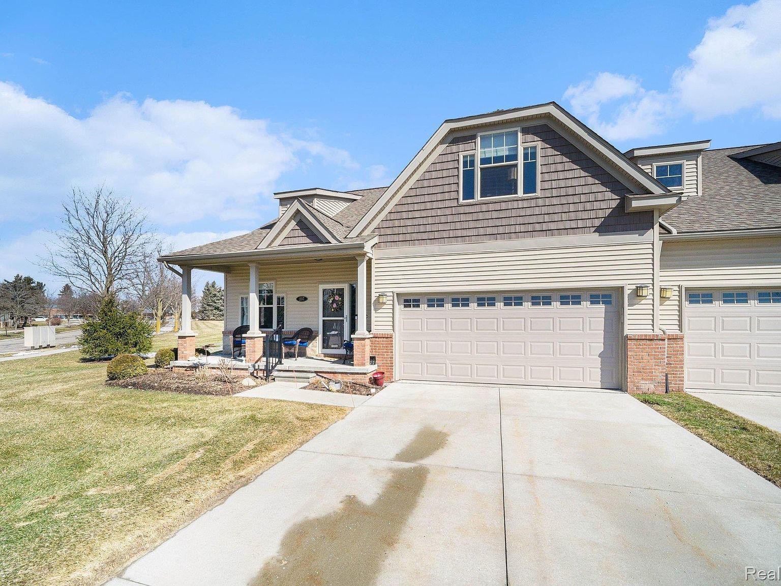 237 Victoria Dr Dexter, MI 48130 - Thumbnail 3