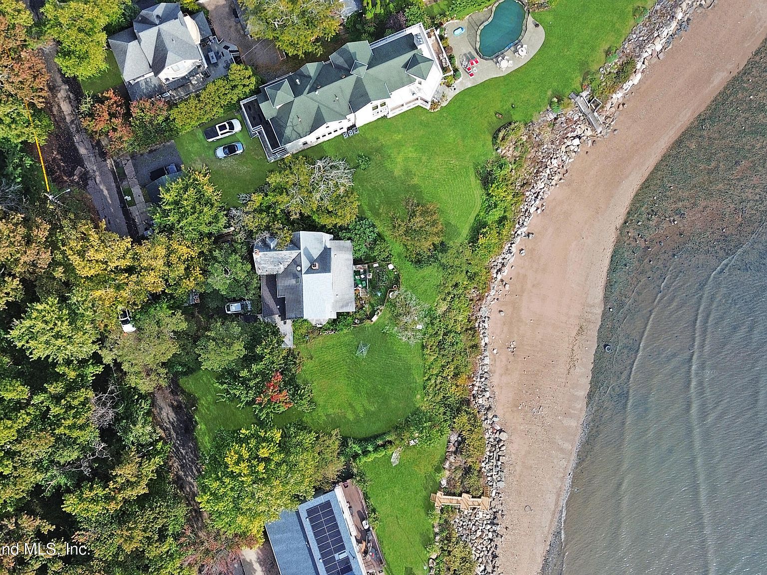 40 Yeomalt Ave Staten Island, NY 10312 - Thumbnail 3