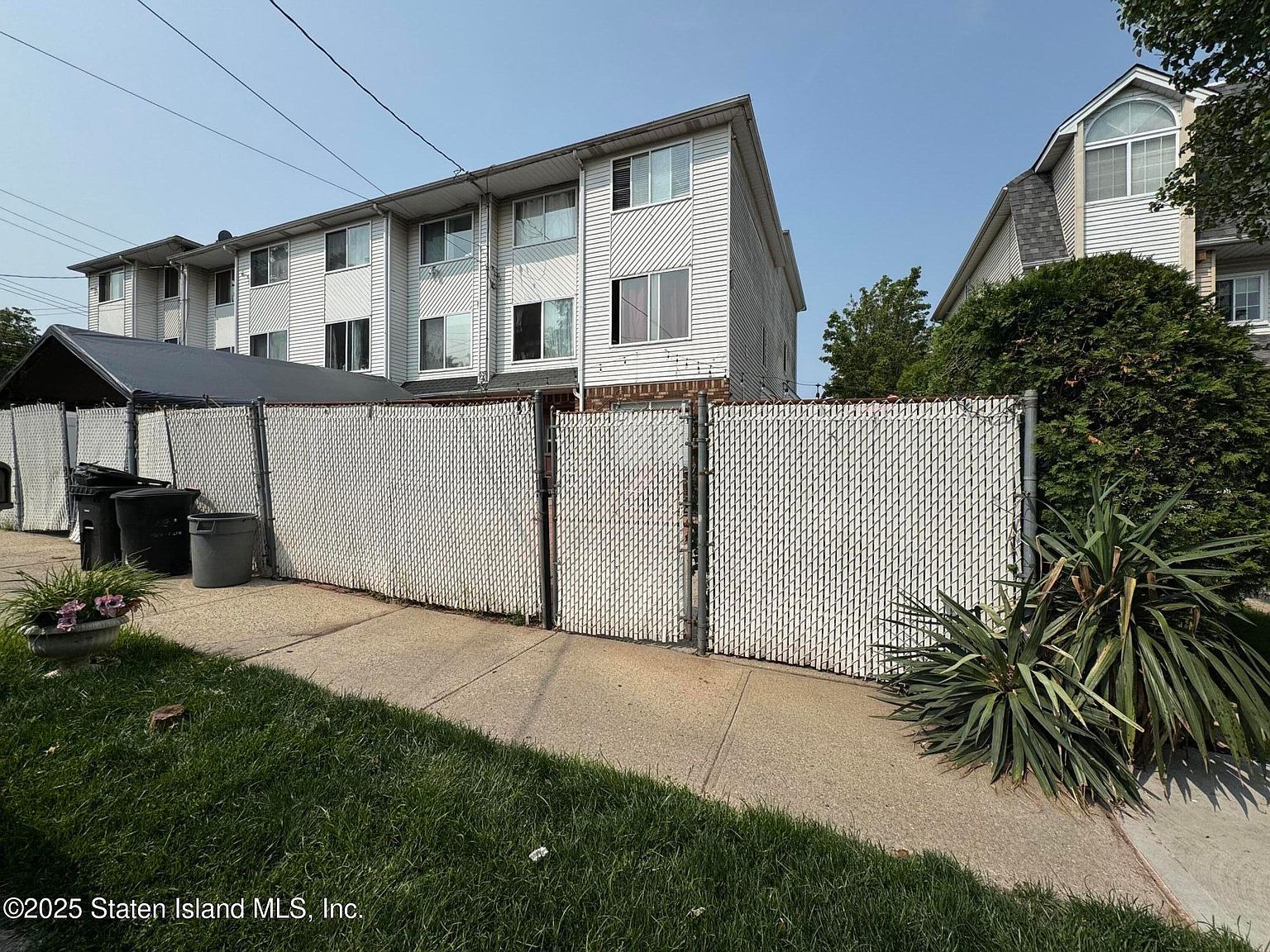 494 Winant Ave Staten Island, NY 10309 - Thumbnail 3