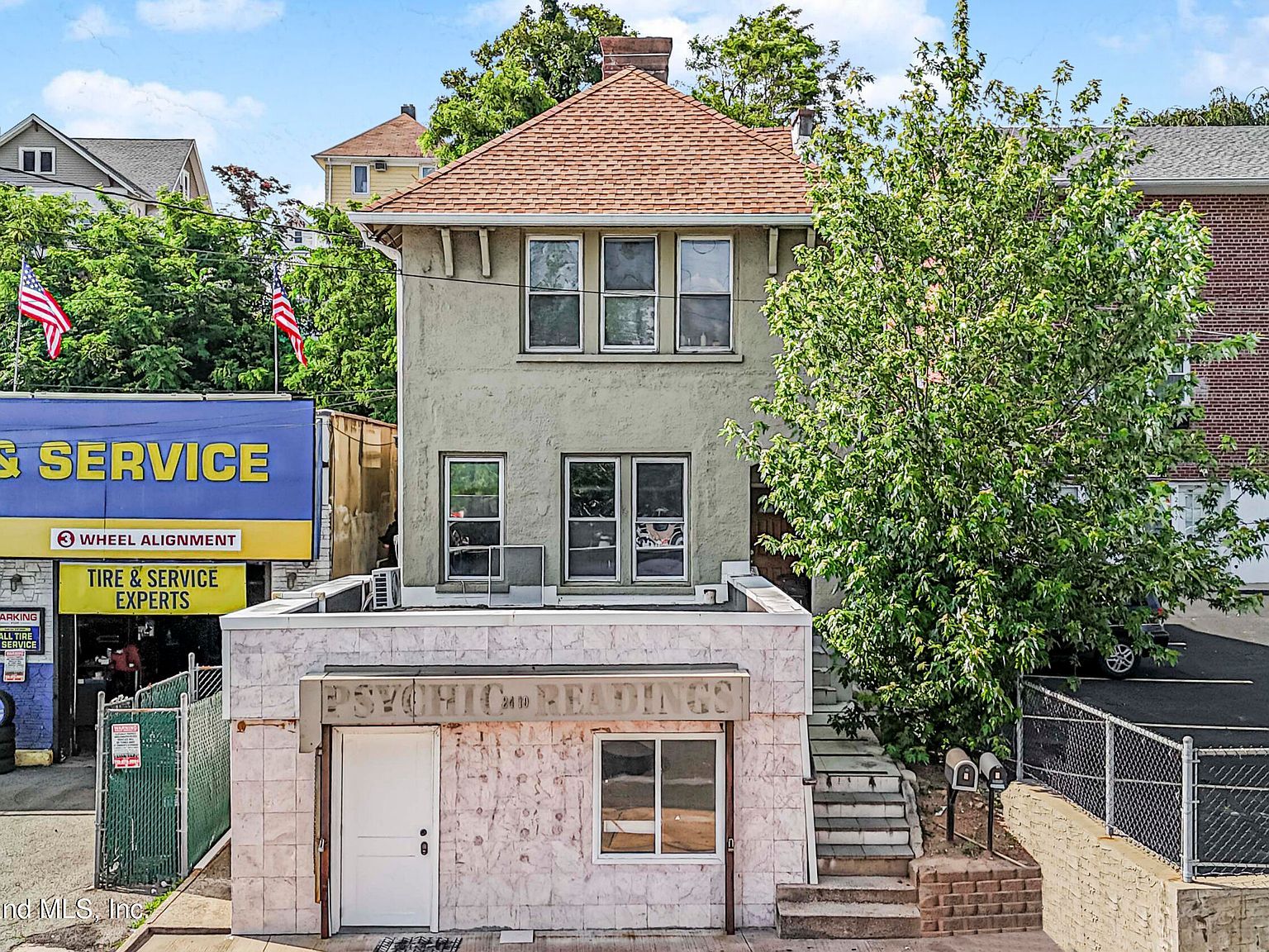 2419 Richmond Rd Staten Island, NY 10306 - Thumbnail 3