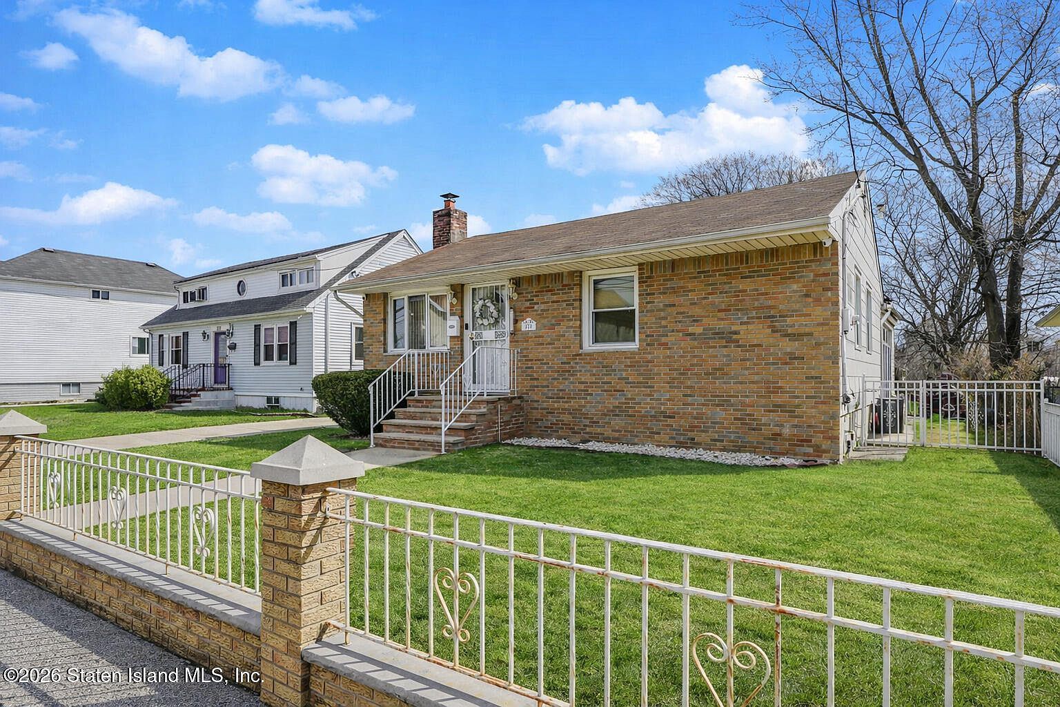 225 Van Name Ave Staten Island, NY 10303 - Thumbnail 3