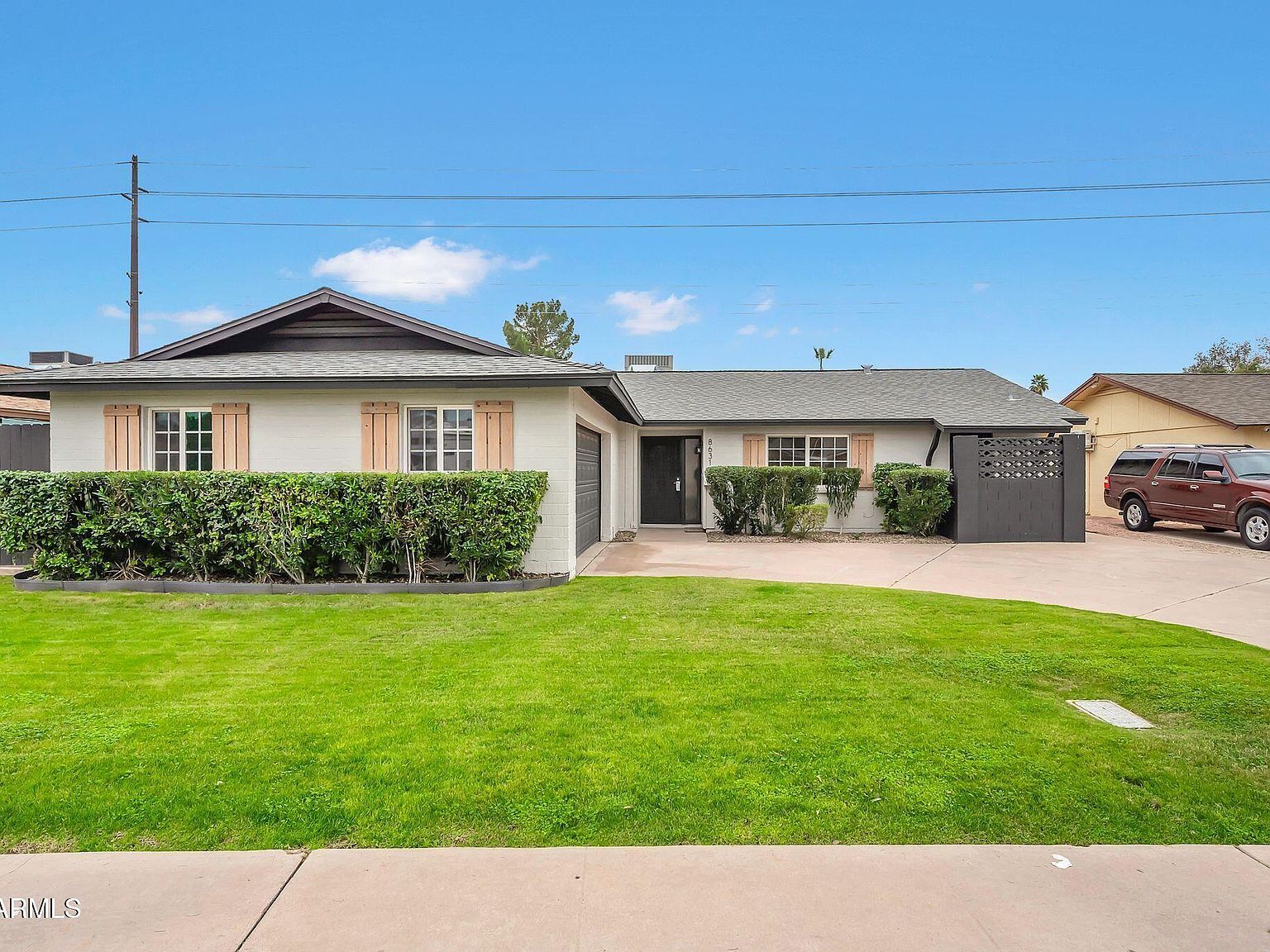 8631 E Plaza Ave Scottsdale, AZ 85250 - Thumbnail 3