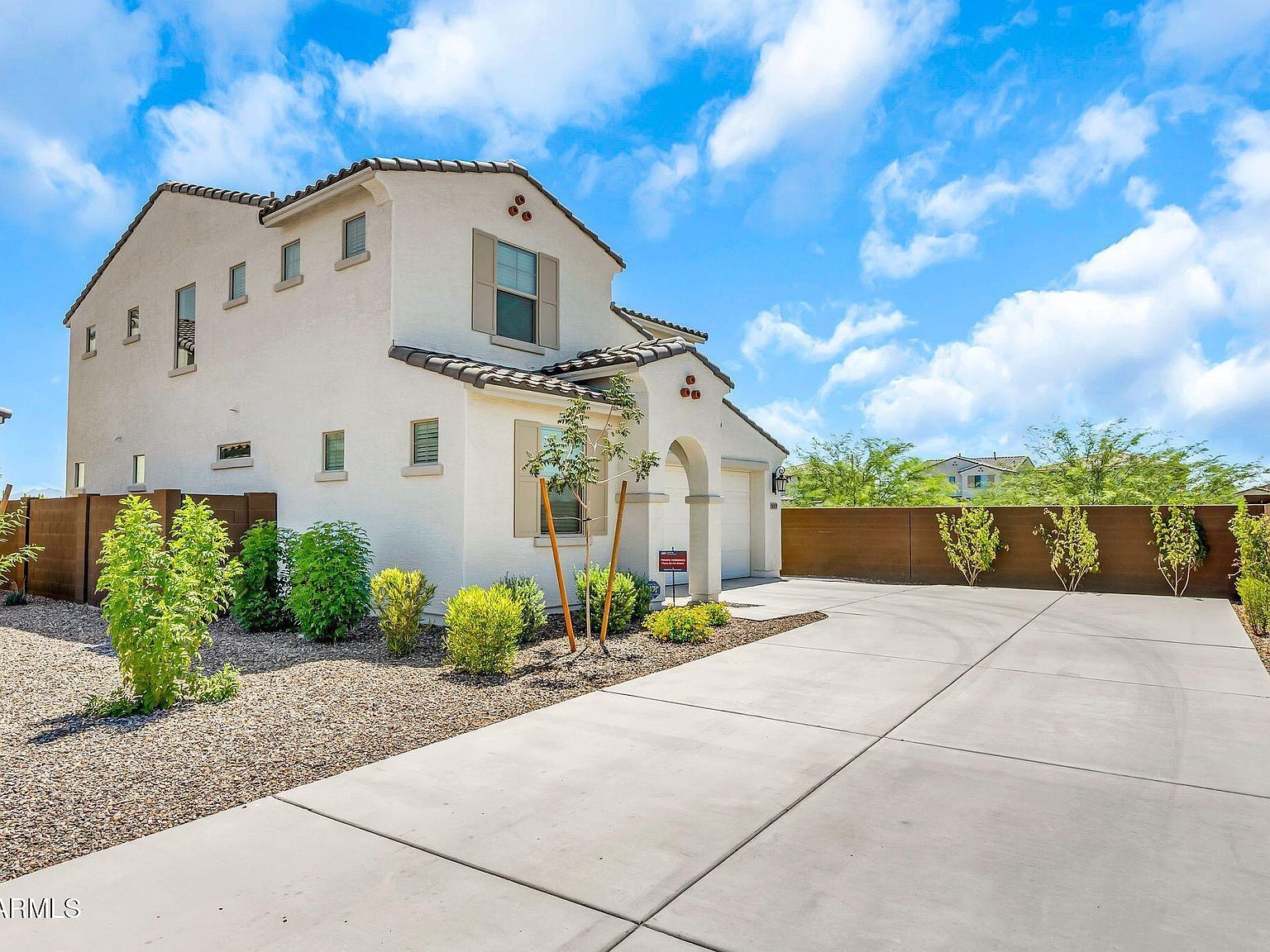 9009 W Orange Dr Glendale, AZ 85305 - Thumbnail 3