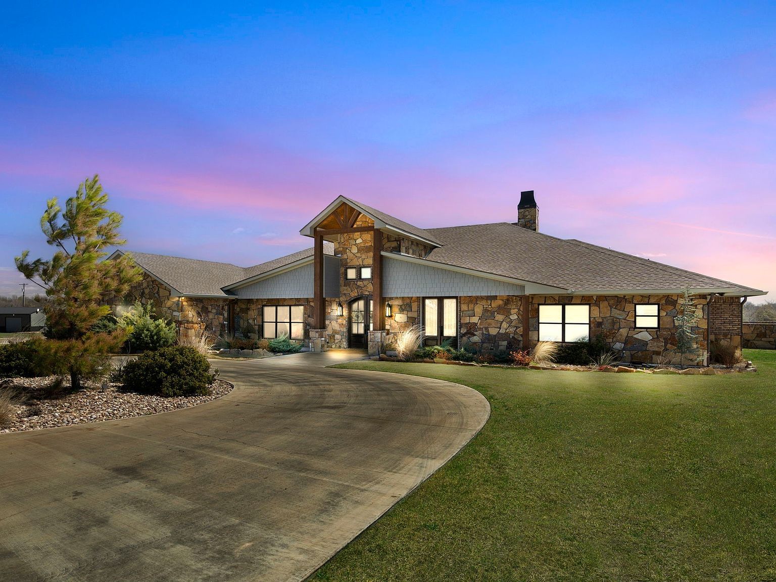 840 N Ash St Muenster, TX 76252 - Thumbnail 3