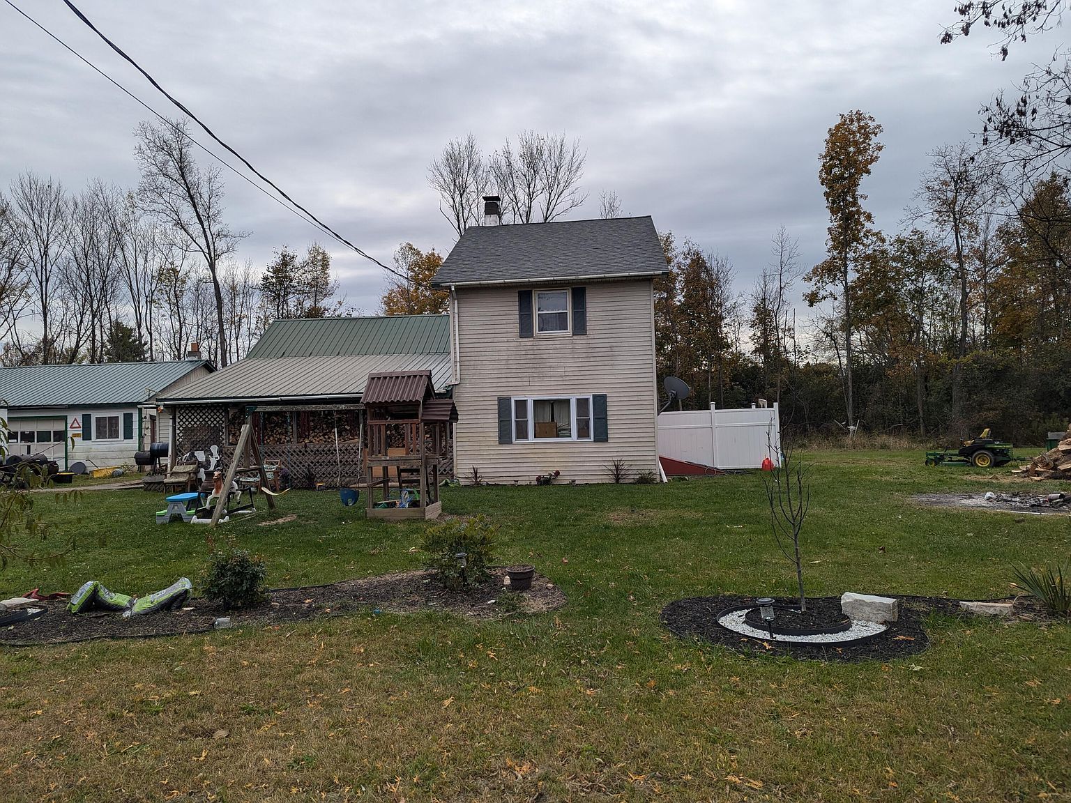 38 Clarence Oliver Ln Willsboro, NY 12996 - Thumbnail 3