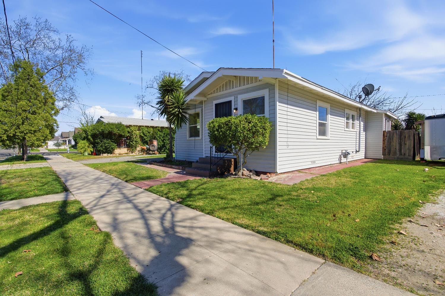 1014 3rd St Los Banos, CA 93635 - Thumbnail 3
