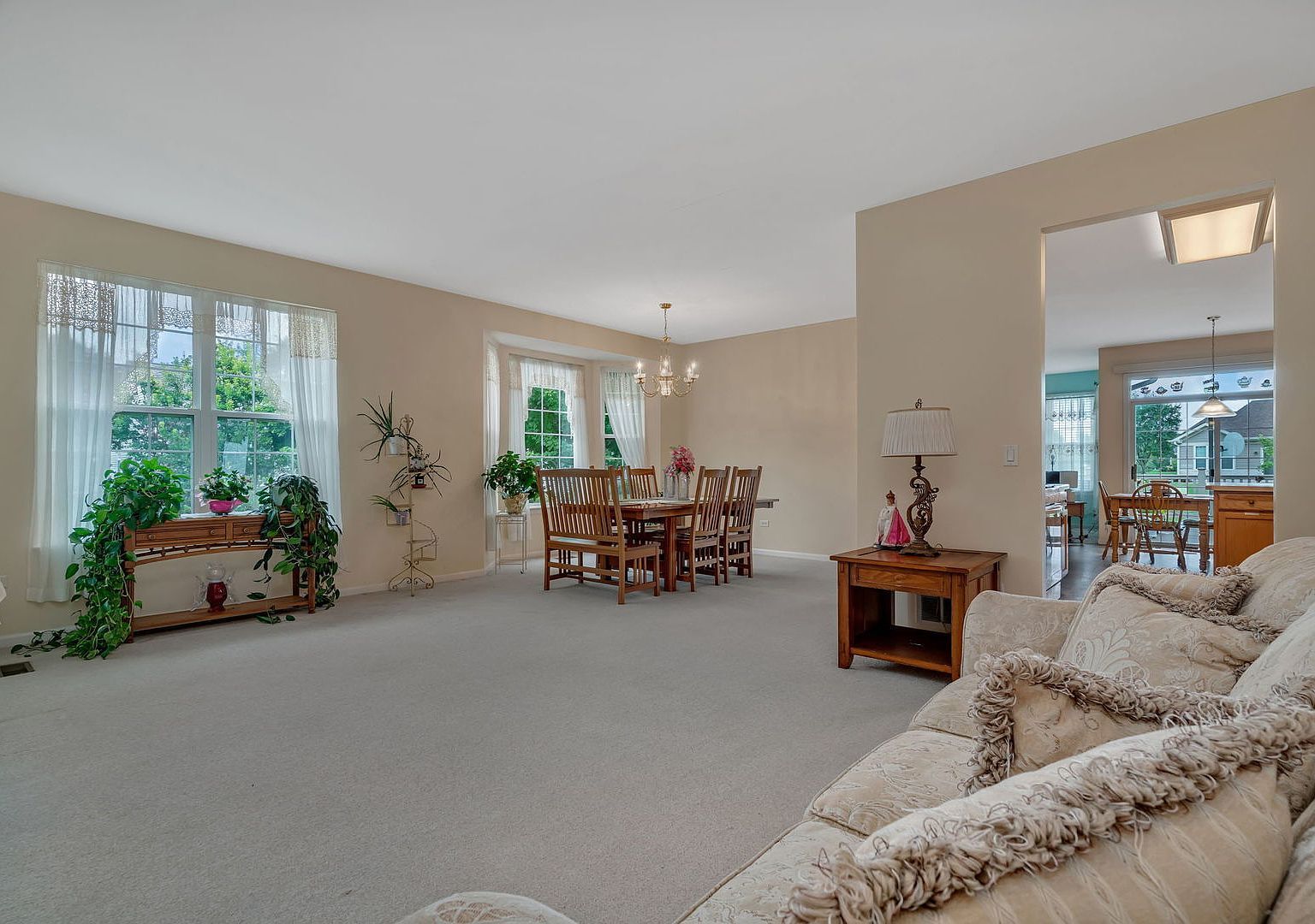 21201 Lily Lake Ln Crest Hill, IL 60403 - Thumbnail 3