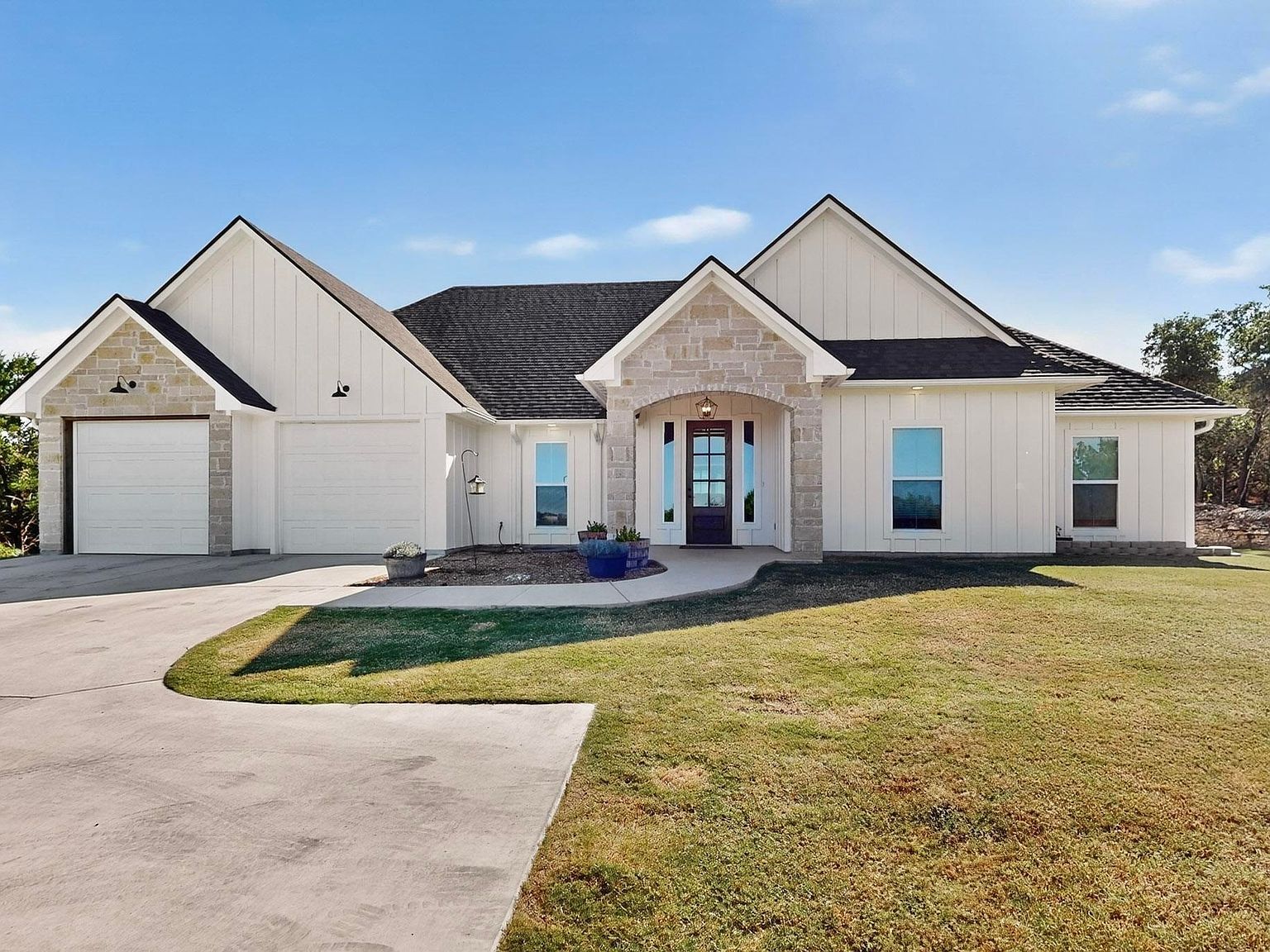 585 Blue Marlin Ct Bluff Dale, TX 76433 - Thumbnail 3