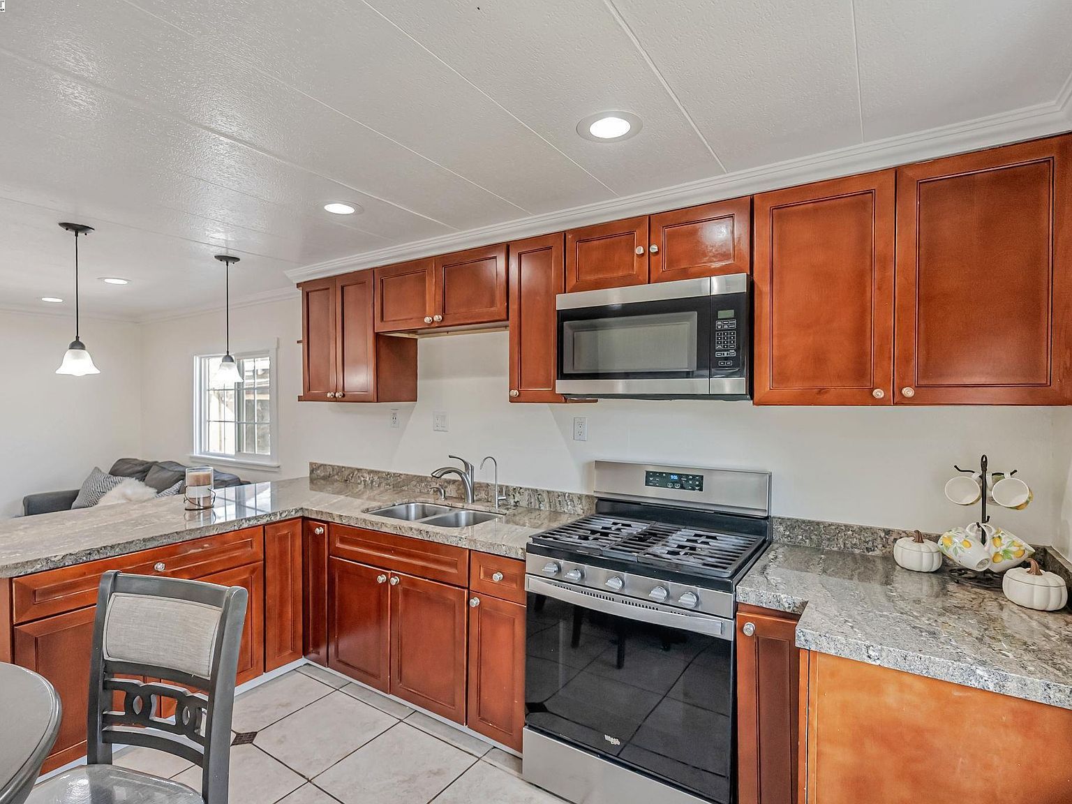 19150 Hesperian Blvd #19 Hayward, CA 94541 - Thumbnail 3