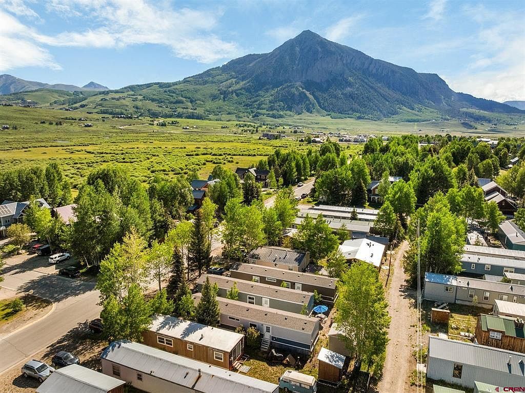 112 Butte Ave Crested Butte, CO 81224 - Thumbnail 3