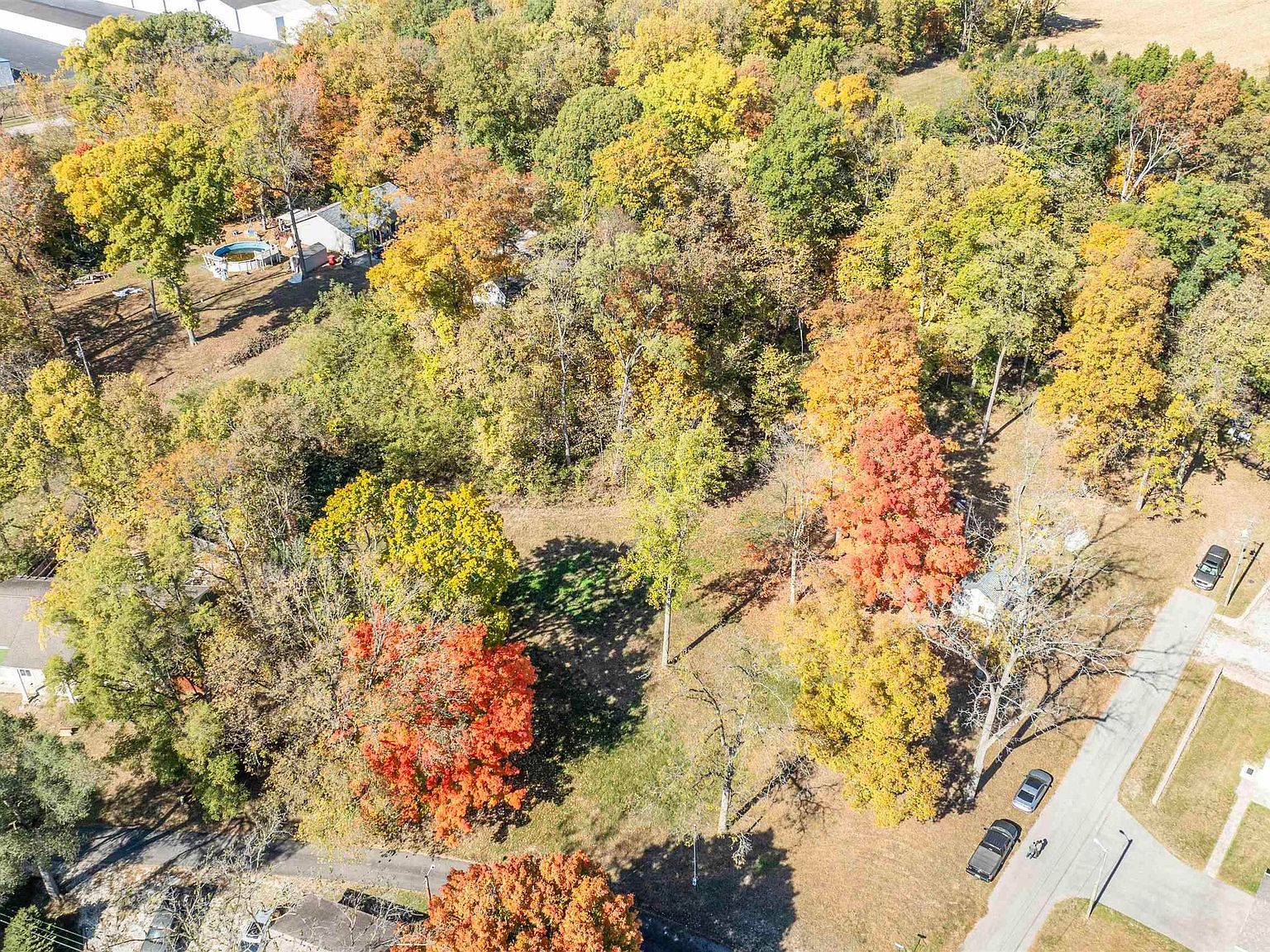 2222 S Runway Ct Monticello, IN 47960 - Thumbnail 3