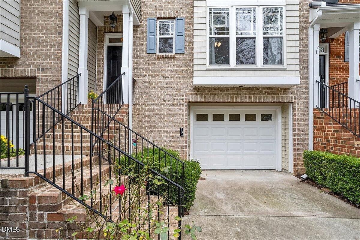 102 Primrose Ln Carrboro, NC 27510 - Thumbnail 3