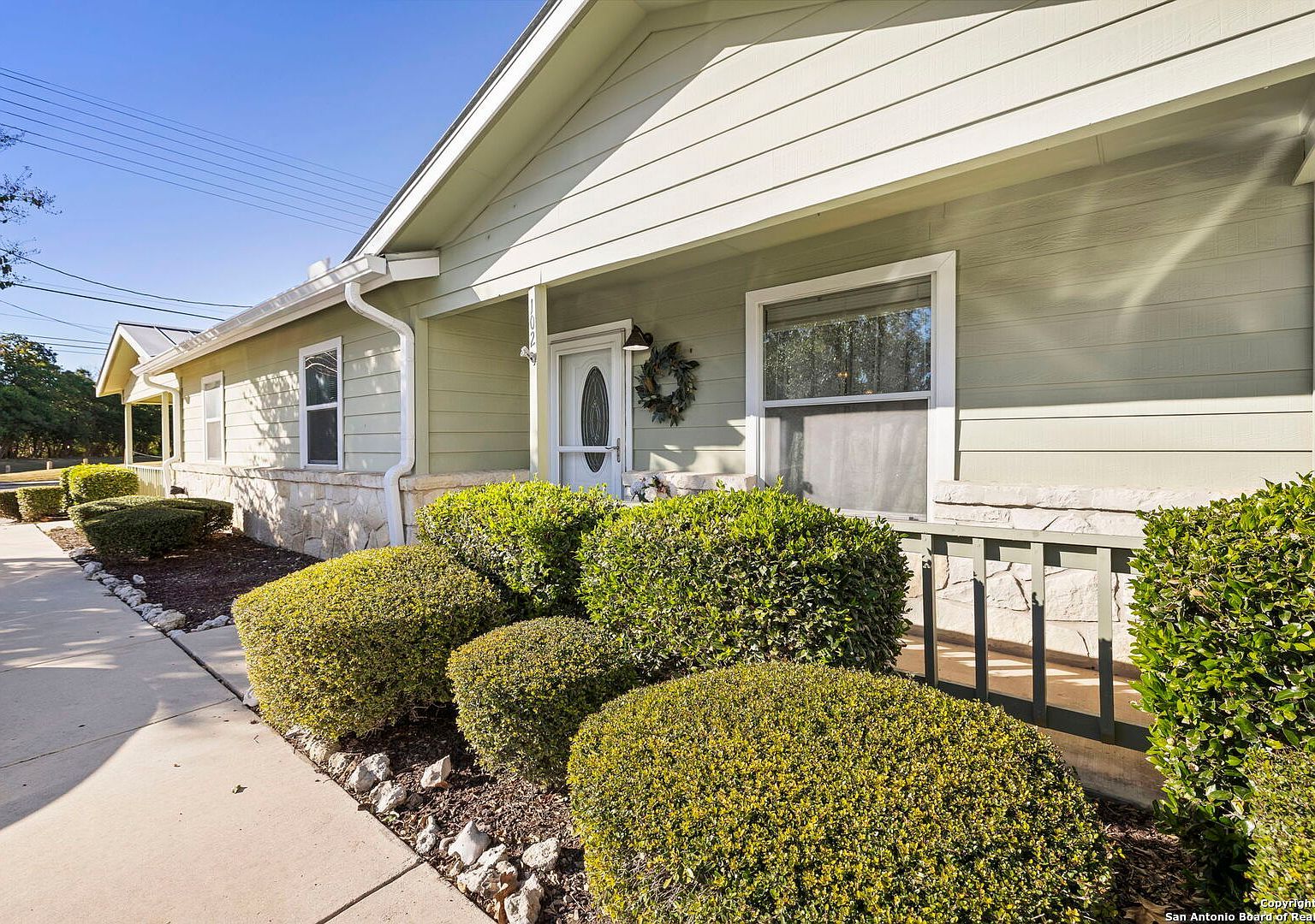 121 S Plant Ave APT 102 Boerne, TX 78006 - Thumbnail 3