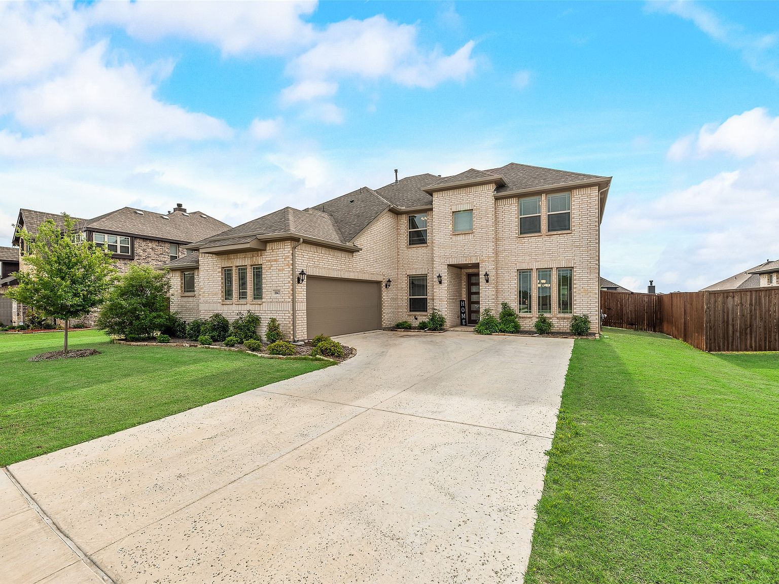 1042 Elmwood Dr Justin, TX 76247 - Thumbnail 3
