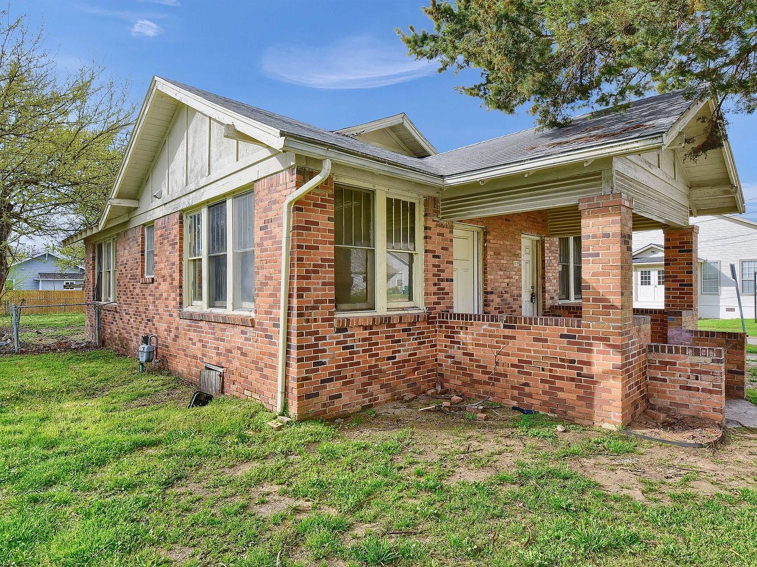 802 E Jones St Sherman, TX 75090 - Thumbnail 3