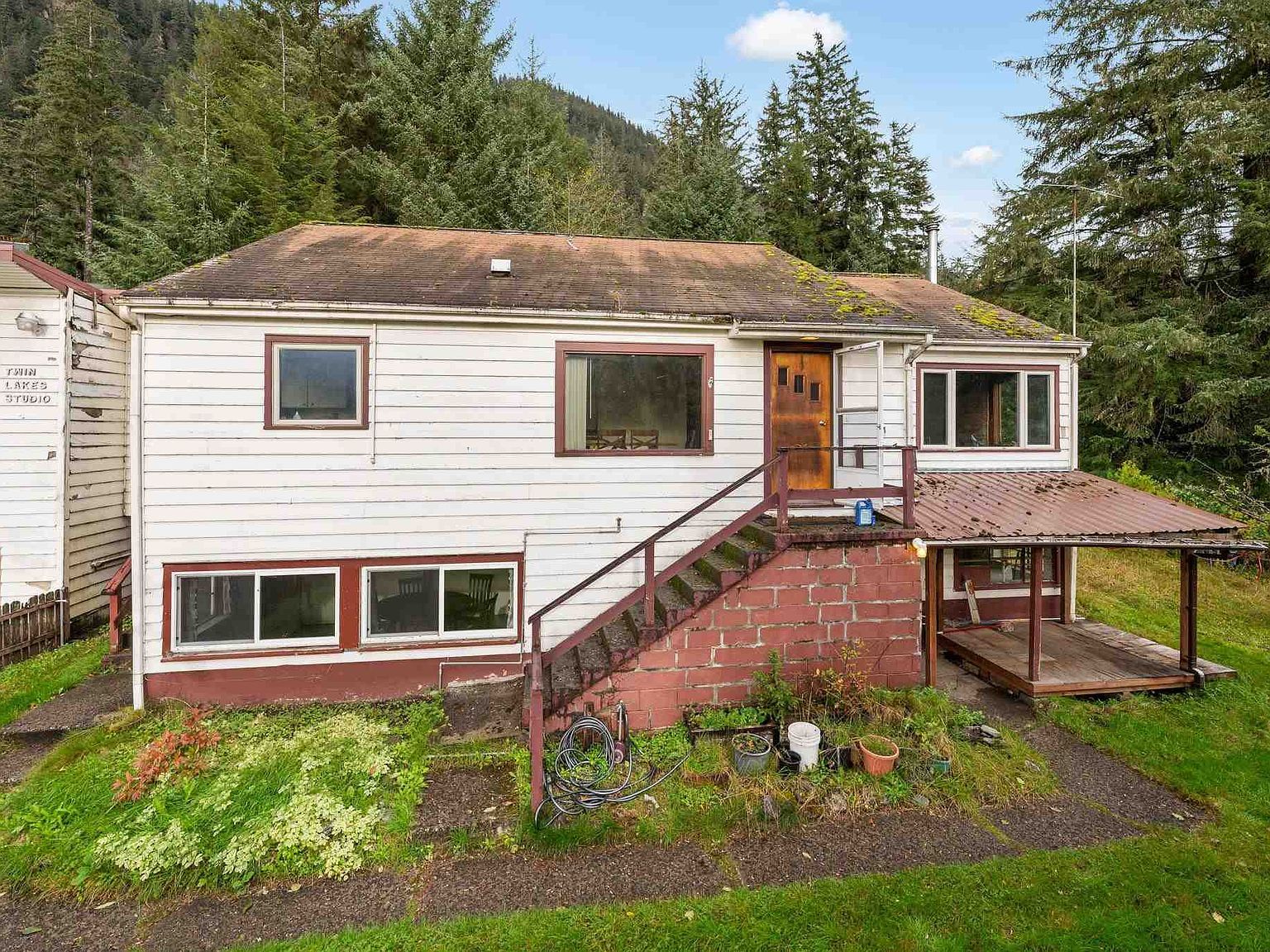 3610 Glacier Hwy Juneau, AK 99801 - Thumbnail 3