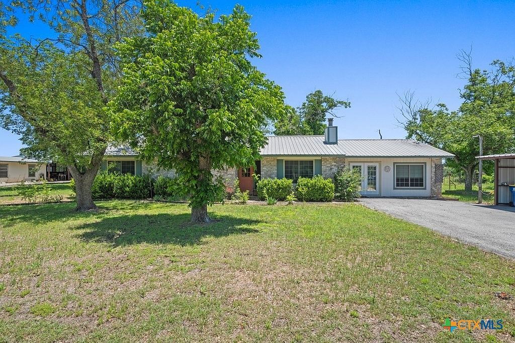1961 Bolton Rd Marion, TX 78124 - Thumbnail 3