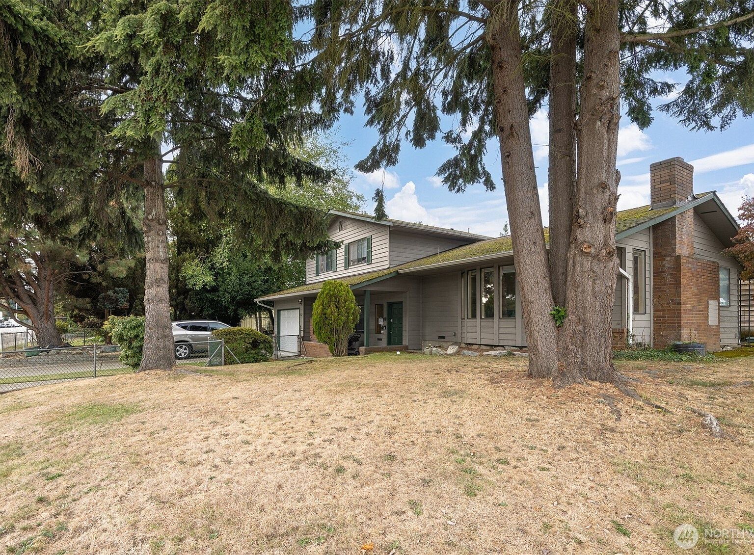 3515 Everett Ave Everett, WA 98201 - Thumbnail 3