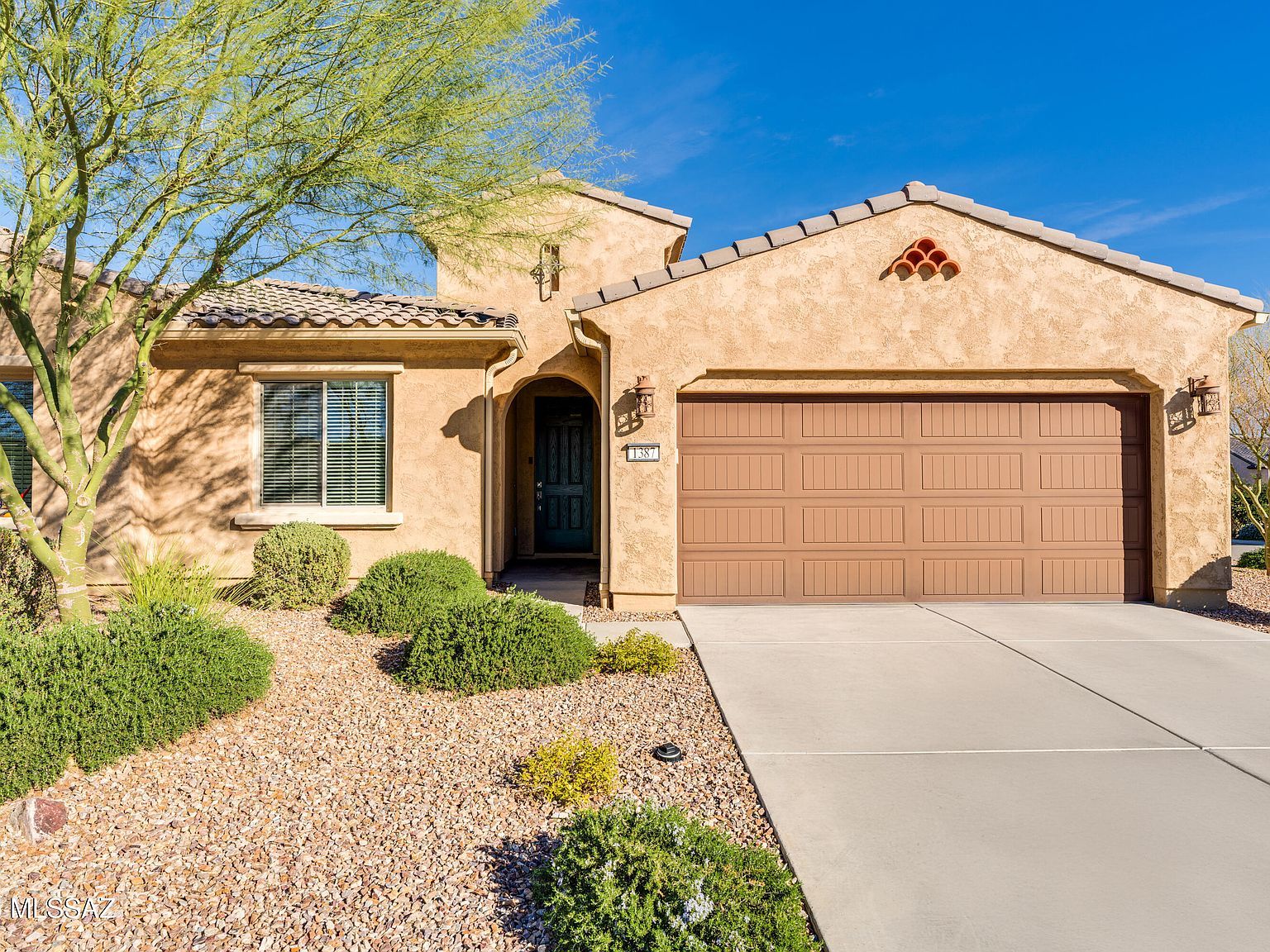 1387 E Basalt Dr Green Valley, AZ 85614 - Thumbnail 3