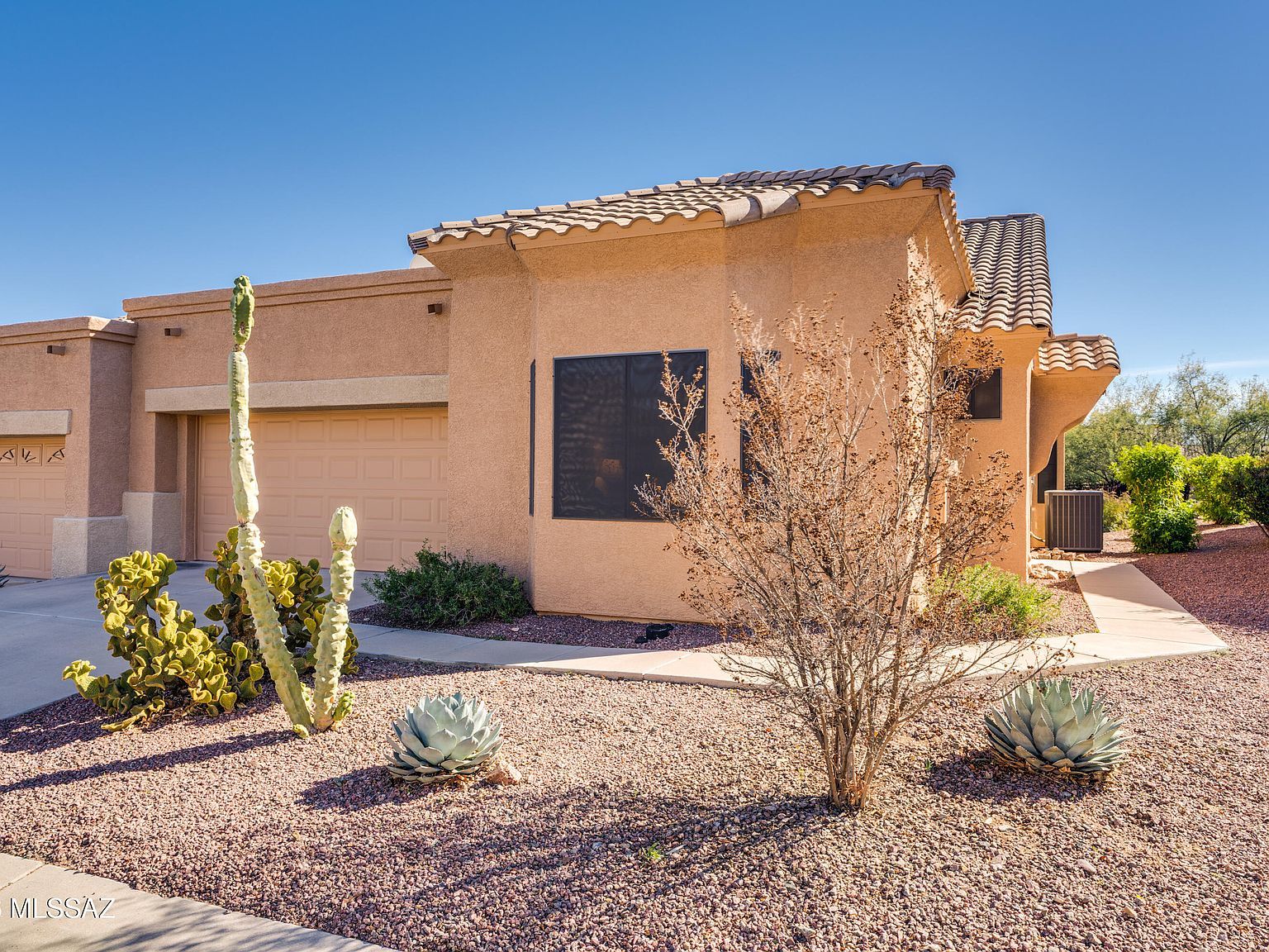 531 W Aspenwood St Green Valley, AZ 85614 - Thumbnail 3