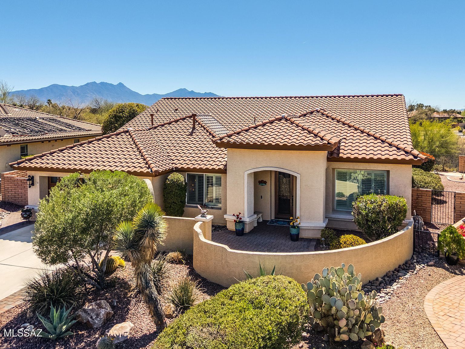 1715 N Coastland Ct Green Valley, AZ 85614 - Thumbnail 3