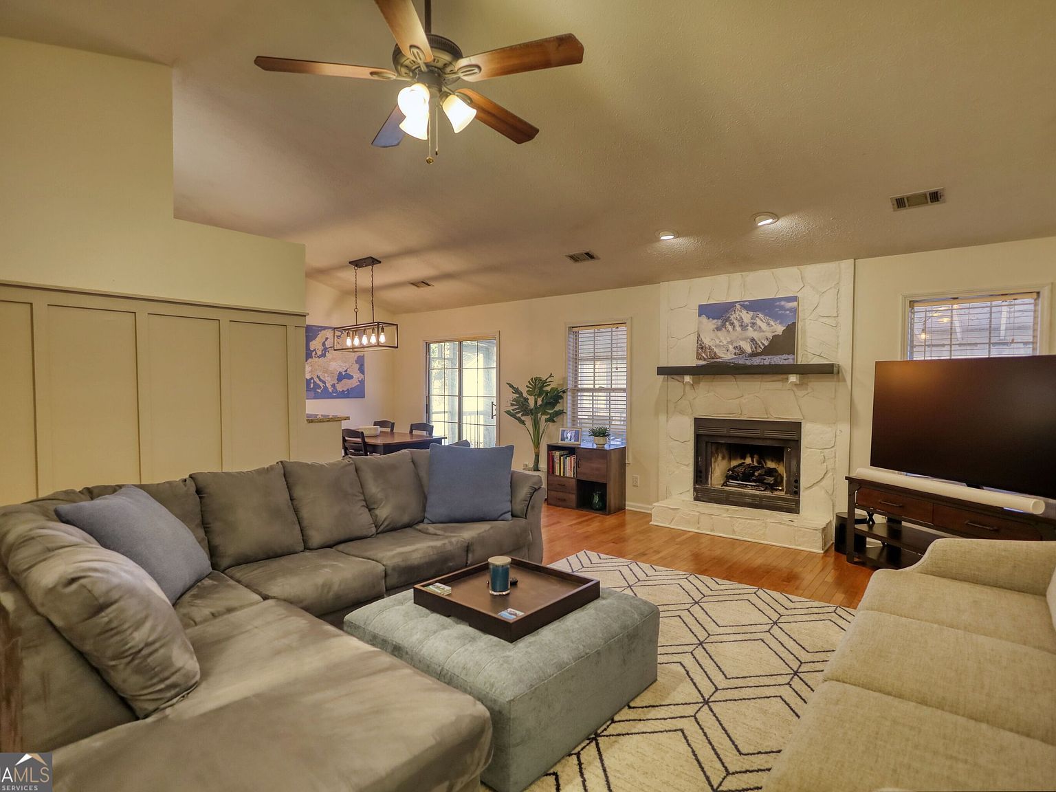 181 Colemans Bluff Dr Woodstock, GA 30188 - Thumbnail 3