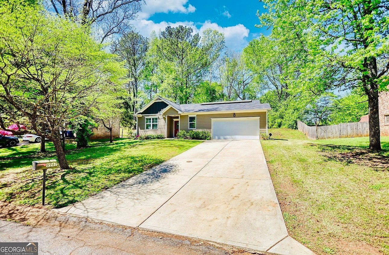 6967 Knollwood Dr Morrow, GA 30260 - Thumbnail 3