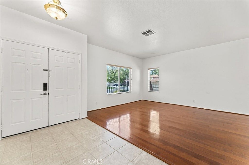 2814 Caruso Ln Lancaster, CA 93536 - Thumbnail 3