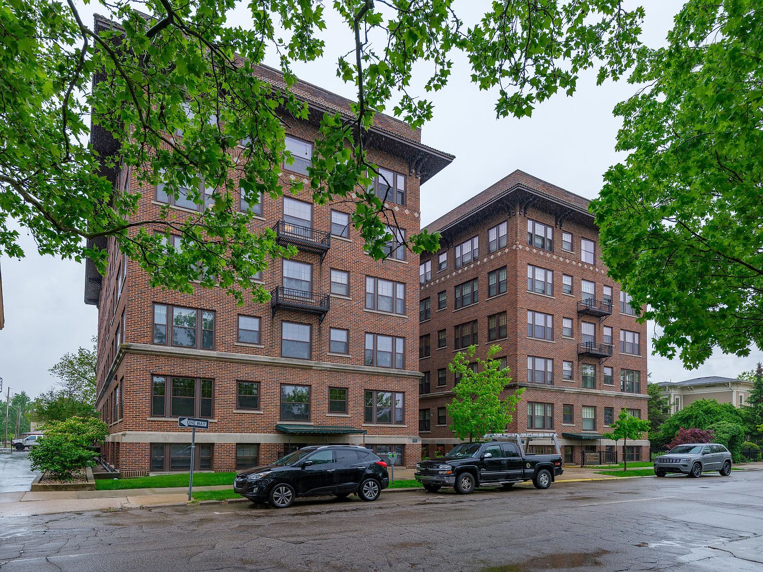 471 W South St APT 207 Kalamazoo, MI 49007 - Thumbnail 3