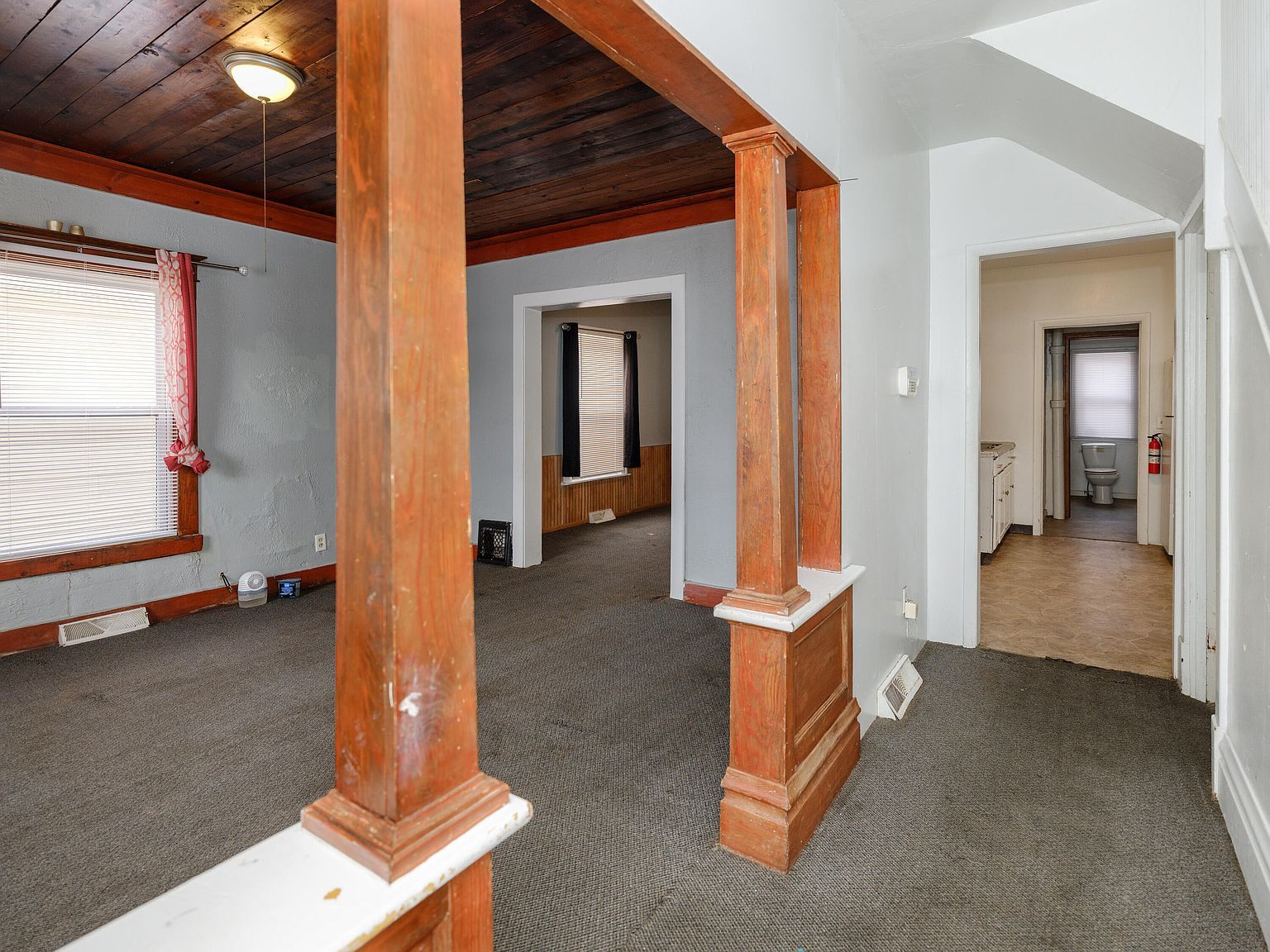 1721 Egleston Ave Kalamazoo, MI 49001 - Thumbnail 3